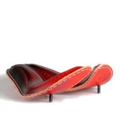 Bobber Solo Sitz Für Indian Scout Ab 2015 King Cobra Rot -Alex Leather Craft Verkäufe bobber solo seat for indian scout since 2017 king cobra red 4 1000x1000 1