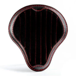 Bobber Solo Sitz Für Indian Scout Ab 2015 Standard Glanz Und Samt Schwarz Und Rot V2 -Alex Leather Craft Verkäufe bobber solo seat for indian scout since 2017 standard gloss and velvet black and red v2 2 1000x1000 1
