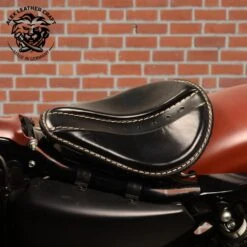 Bobber Sitz + Montage Kit HD Sportster 04 - 22 Tropfen Moiety Schwarz -Alex Leather Craft Verkäufe custom seat montage kit hd sportster 04 20 moiety black 9 1000x1000 1