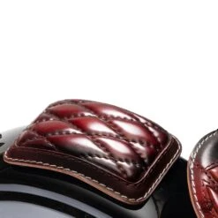 Sozius Sitzpad Luxus Rot Rautenmuster -Alex Leather Craft Verkäufe luxury pillion seat pad red diamond 3 1000x1000 1