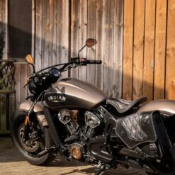 Motorrad Satteltasche Indian Scout Spider Vintage Sattel Tan Rautenmuster 8 Motorrad Satteltasche Indian Scout Spider Vintage Sattel Tan Rautenmuster -Alex Leather Craft Verkäufe motorcycle saddlebag indian scout since 2017 spider vintage saddle tan v3 3 1000x1000 1