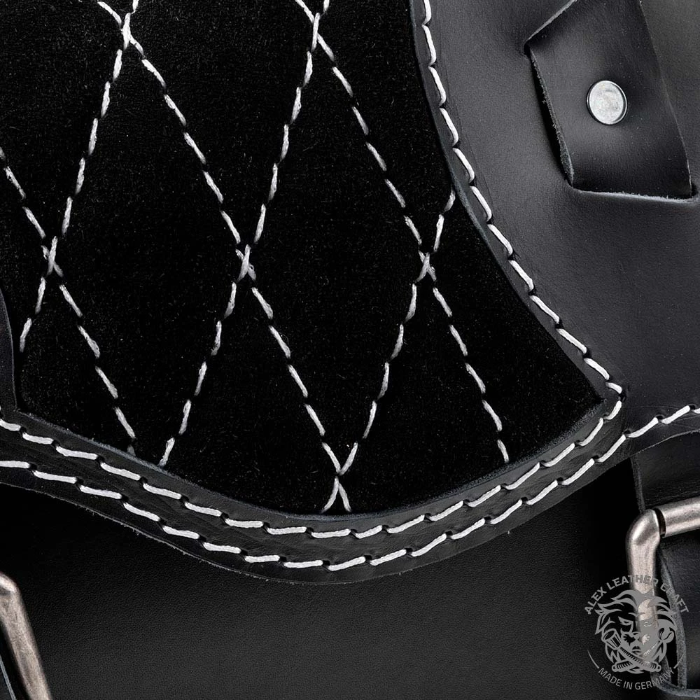 Motorrad Satteltasche Sportster 1988-2020 Glanz Und Samt Schwarz Und Weiß Rautenmuster 5 Motorrad Satteltasche Sportster 1988-2020 Glanz Und Samt Schwarz Und Weiß Rautenmuster – Bild 3