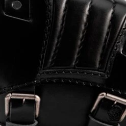 Satteltasche Für Triumph Bonneville Bobber Schwarz V2 -Alex Leather Craft Verkäufe saddlebag for triumph bonneville bobber black v2 3 1000x1000 1