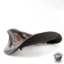 Sitz + Satteltasche Für H-D Softail Spider Schwarz Und Braun V2 -Alex Leather Craft Verkäufe seat saddlebag for hd softail spider diamond black and brown v2 5 1000x1000 1