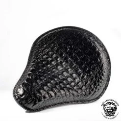 Solo Sitz Harley Davidson Sportster 04-22 Kroko Schwarz 8 Solo Sitz Harley Davidson Sportster 04-22 Kroko Schwarz -Alex Leather Craft Verkäufe solo seat harley davidson sportster 04 20 alligator black 3 1000x1000 1