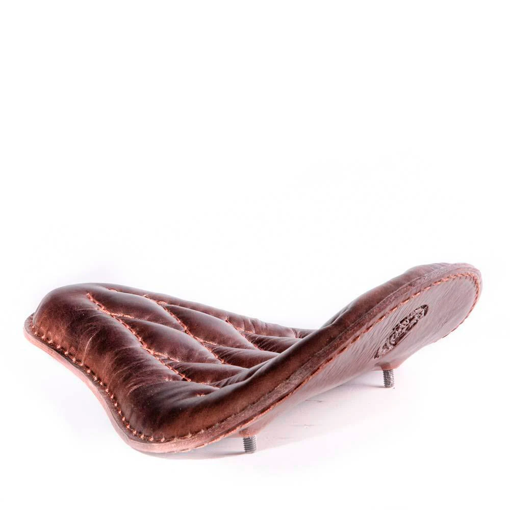 Solo Sitz + Montage Kit Harley Davidson Sportster 04-22 Büffel Braun Rautenmuster 6 Solo Sitz + Montage Kit Harley Davidson Sportster 04-22 Büffel Braun Rautenmuster – Bild 4