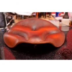 Solo Sitz + Montage Kit Harley Davidson Sportster 04-22 Oldtimer Helles Tan -Alex Leather Craft Verkäufe solo seat montage kit harley davidson sportster 04 20 old time light tan 4 1000x1000 1