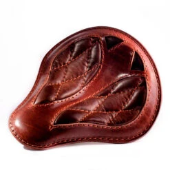 Solo Sitz + Montage Kit Harley Davidson Sportster 04-22 Kurz Büffel Braun Rautenmuster -Alex Leather Craft Verkäufe solo seat montage kit harley davidson sportster 04 20 short buffalo brown diamond 3 1000x1000 1