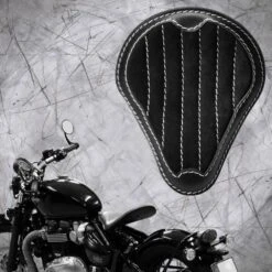 Triumph Bonneville Bobber Sitz Ab 2016 Standard Glanz Und Samt Schwarz Und Weiß V2