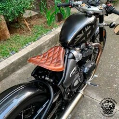 Triumph Bonneville Bobber Sitz Ab 2016 Standard Vintage Braun V3 -Alex Leather Craft Verkäufe triumph bonneville bobber seat since 2016 standard vintage brown v3 13 1000x1000 1